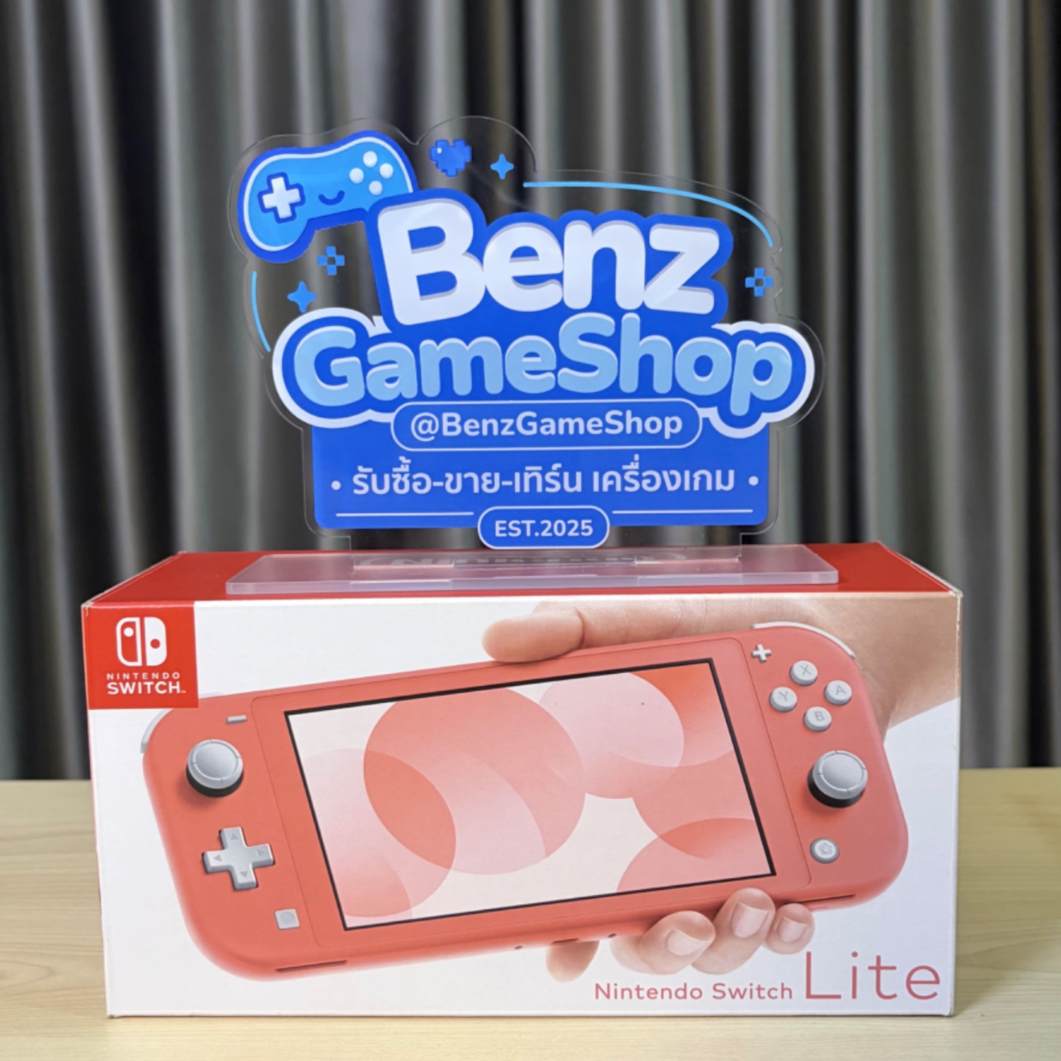 Nintendo Switch Lite สี ชมพู