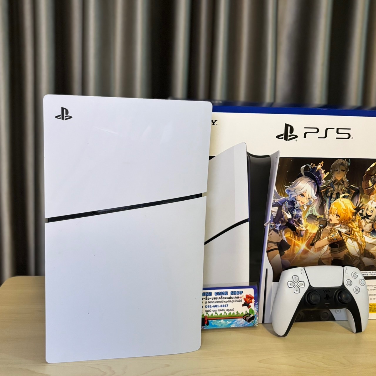 PlayStation 5 Slim (รุ่นใส่แผ่น) ชุด Genshin Impact Bundle (มือสอง)