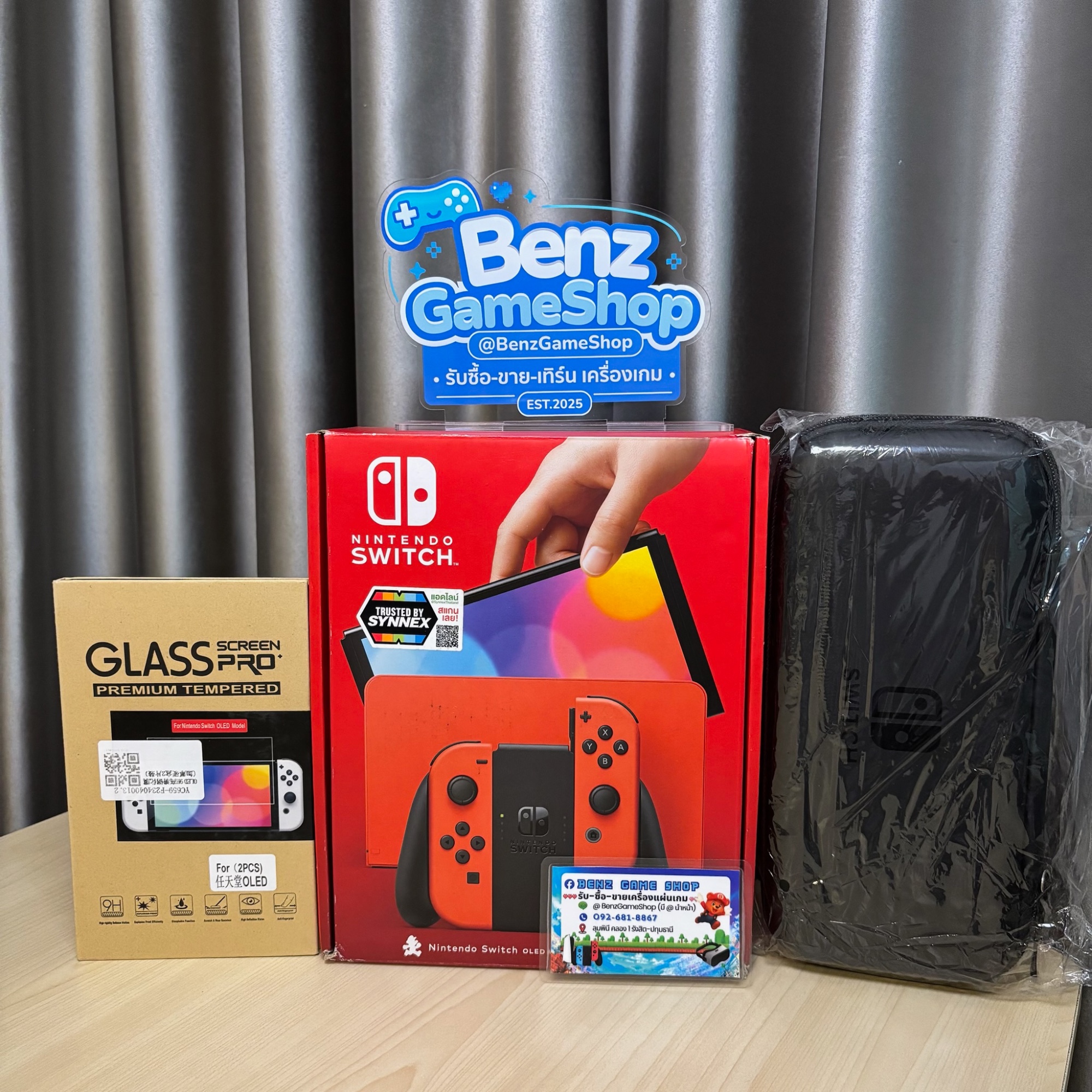 Nintendo Switch OLED รุ่นพิเศษ Mario Red Edition เซ็ตครบพร้อมอุปกรณ์ (มือสอง)